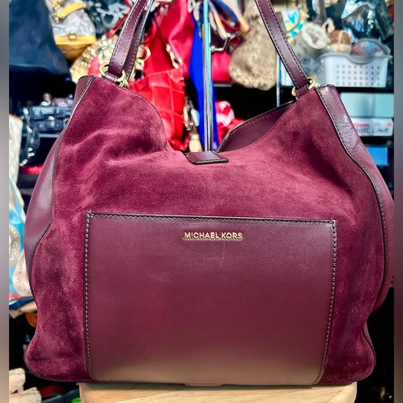 SET Michael Kors Plum Quincy Hobo Tote w/ Matching Long Wallet & Dust Bag w tags - Picture 4 of 15